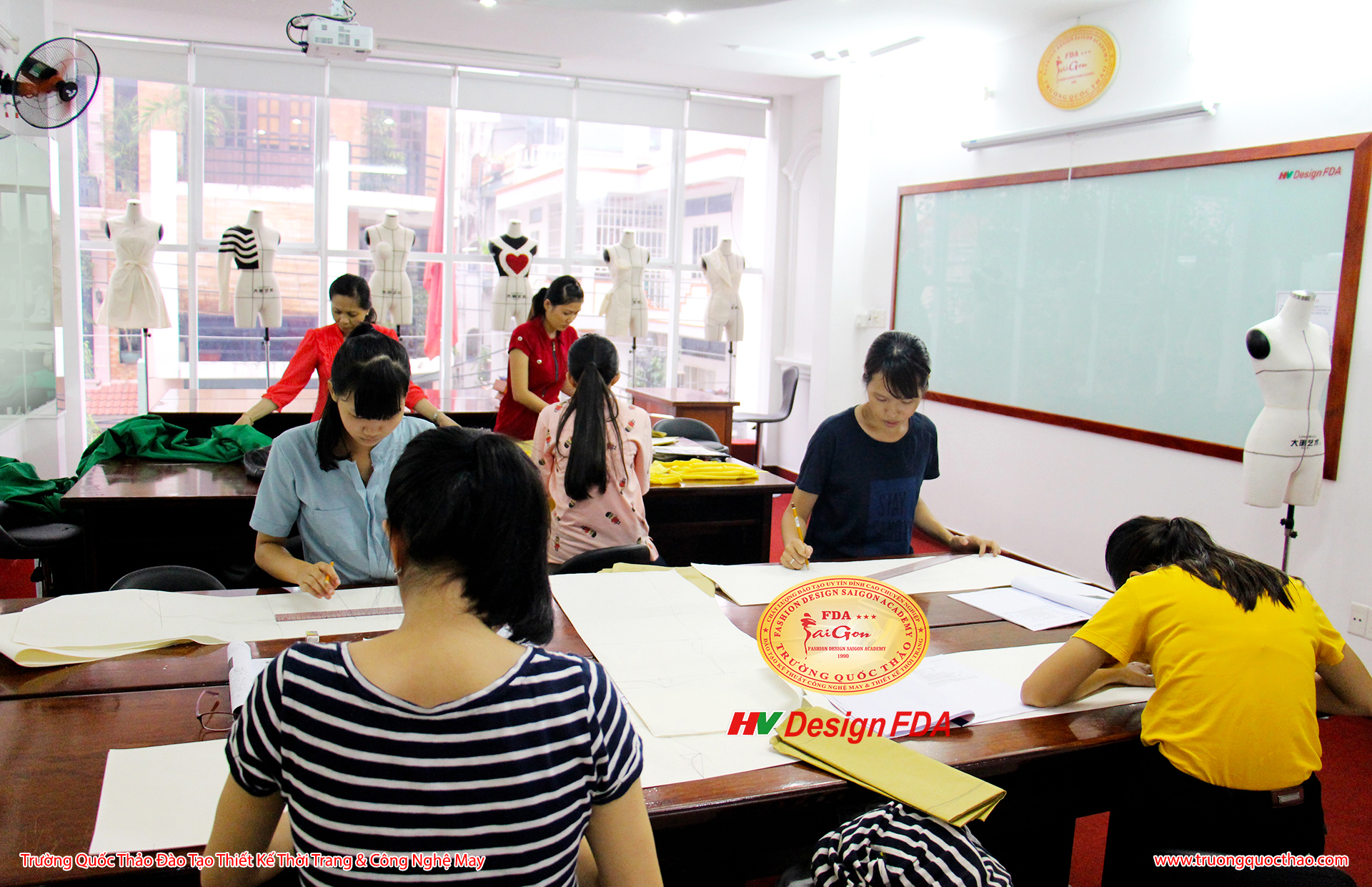 Dạy cắt may áo kiểu