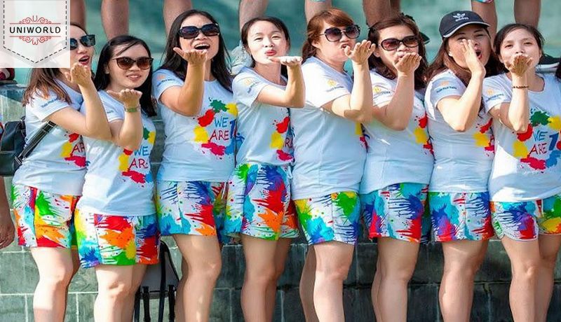 Đồng phục nhóm đi du lịch