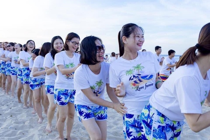 Đồng phục nhóm đi du lịch