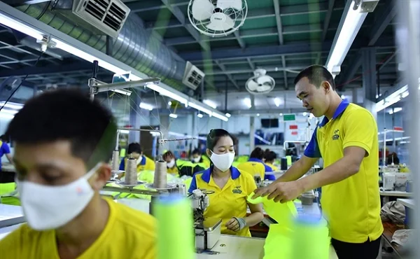 Khám Phá Thế Giới Của Xưởng May Gia Công