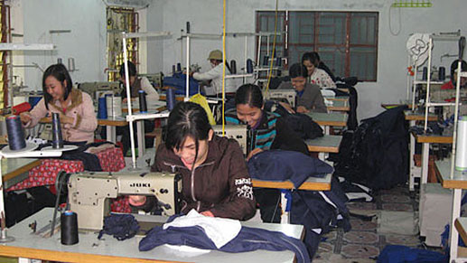Khám Phá Xưởng May Gia Công Lợi Ích và Cơ Hội Từ Ngành Công Nghiệp Thời Trang