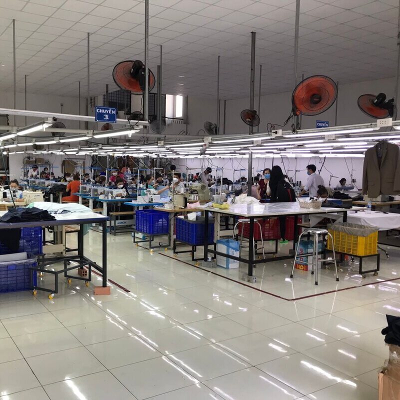Khám Phá Xưởng May Gia Công Lợi Ích và Cơ Hội Từ Ngành Công Nghiệp Thời Trang