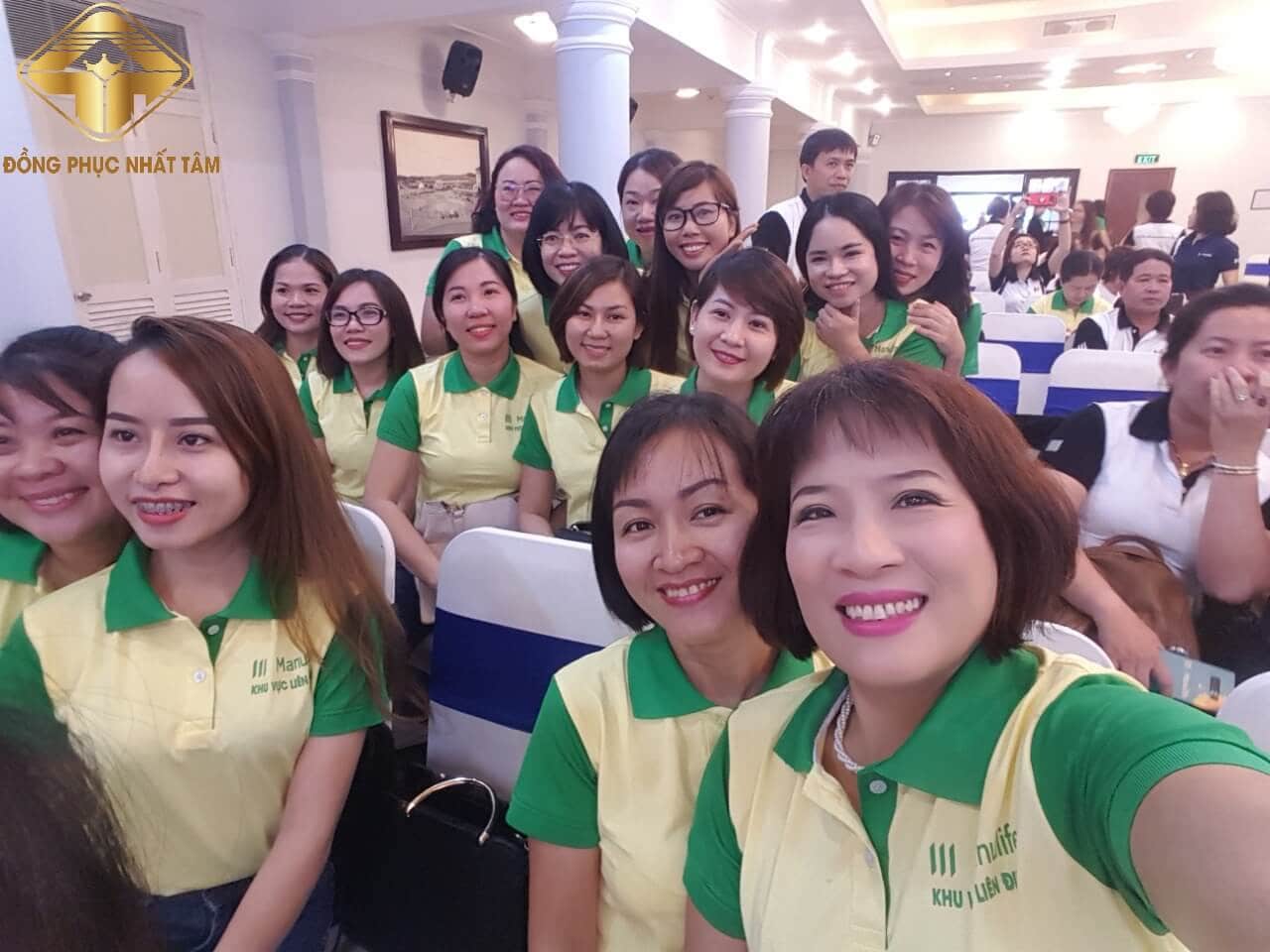 May đồng phục nhân viên