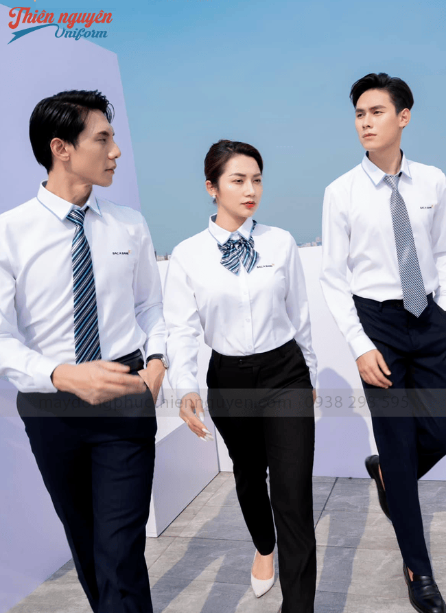 Sự Quyến Rũ và Tác Động Của Đồng Phục Công Sở