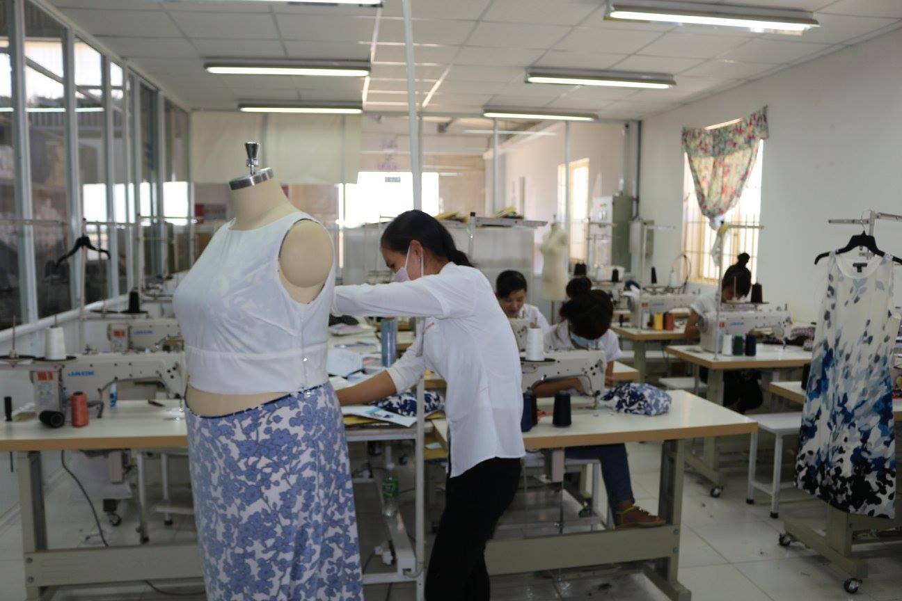 Xưởng may gia công gié rẻ